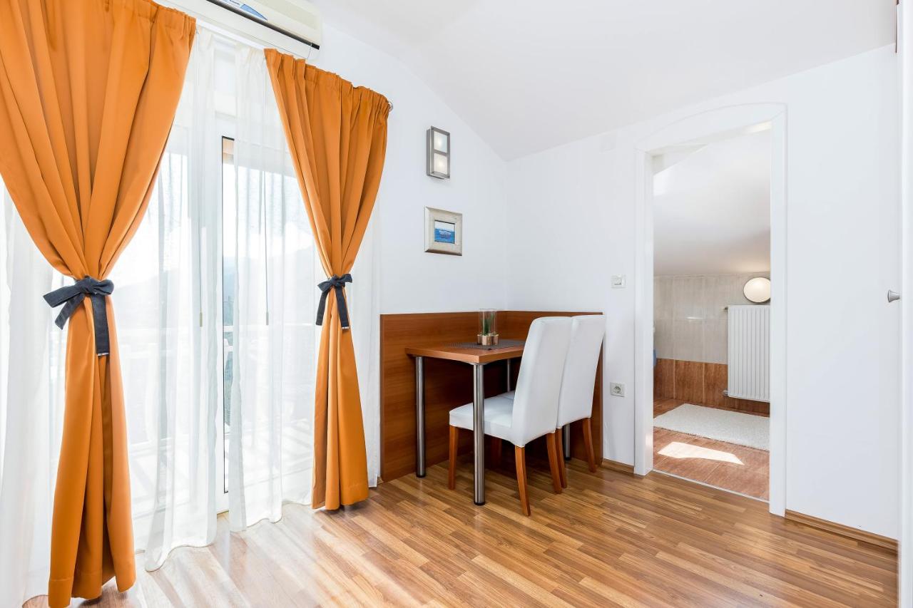 Deluxe Doppelzimmer mit Balkon und Meerblick