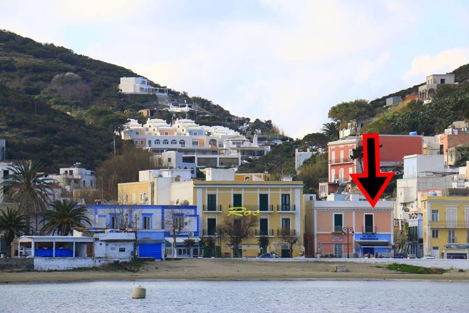 Maridea - Spiaggia Sant' Antonio - B&B Ponza