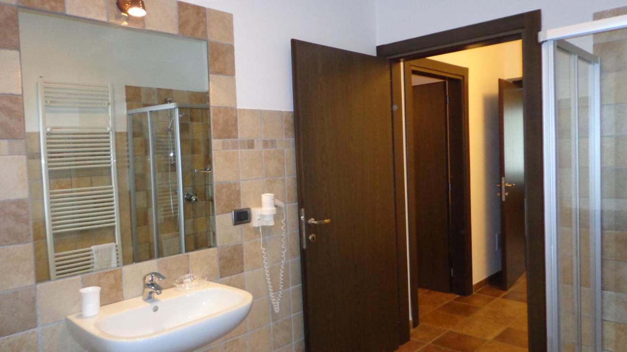 One-Bedroom Apartment (4 Adults)