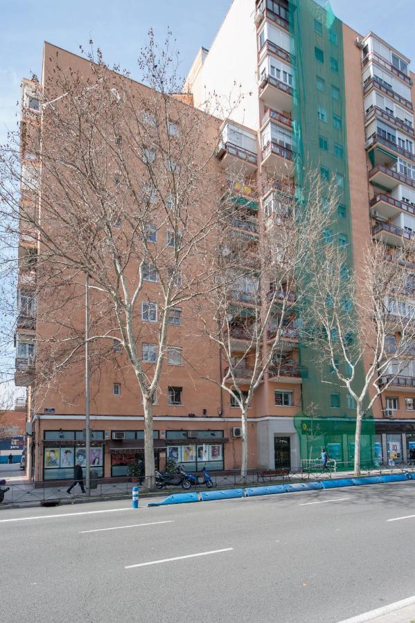 Apartamento Plaza de Castilla II - Urbano con Estilo y Funcional - B&B Madrid