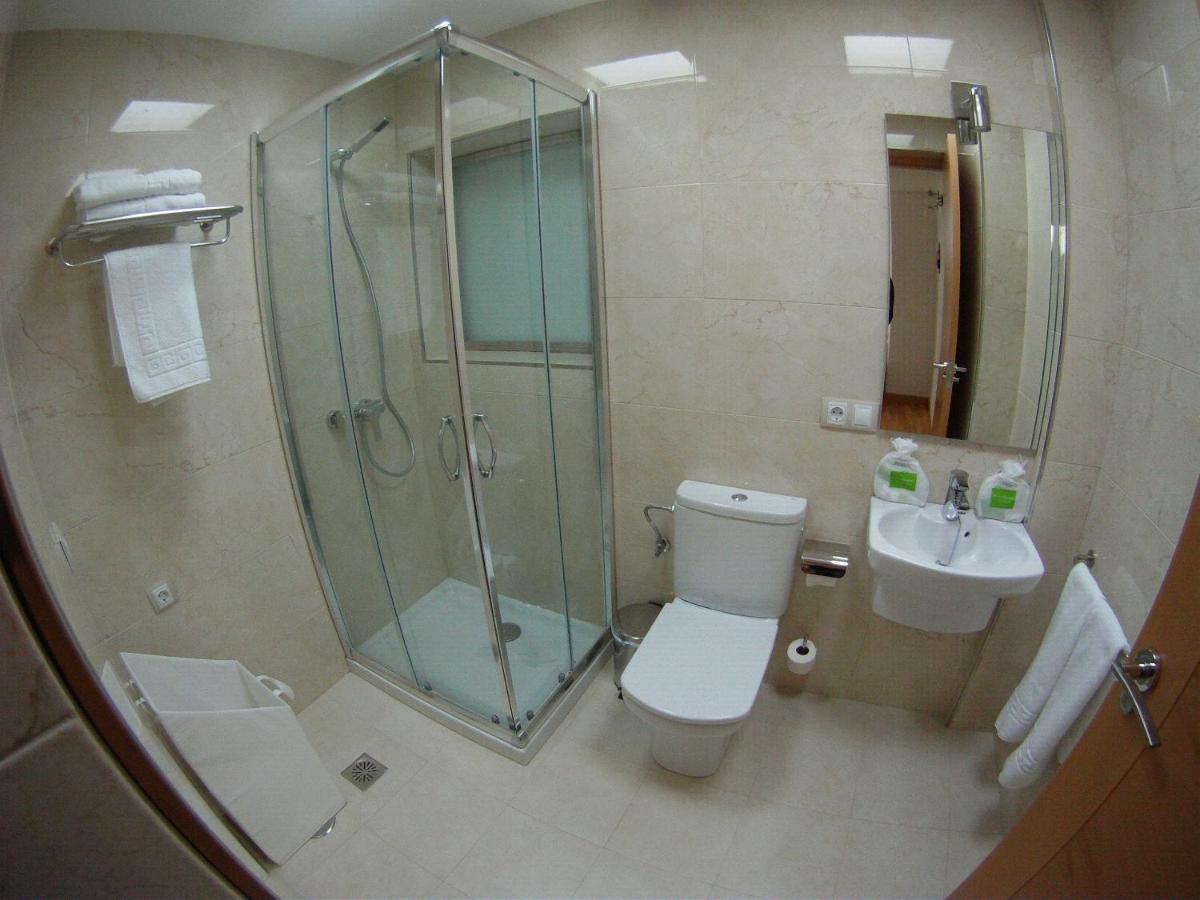 Apartamentos Debambú - Bed and Breakfast Málaga