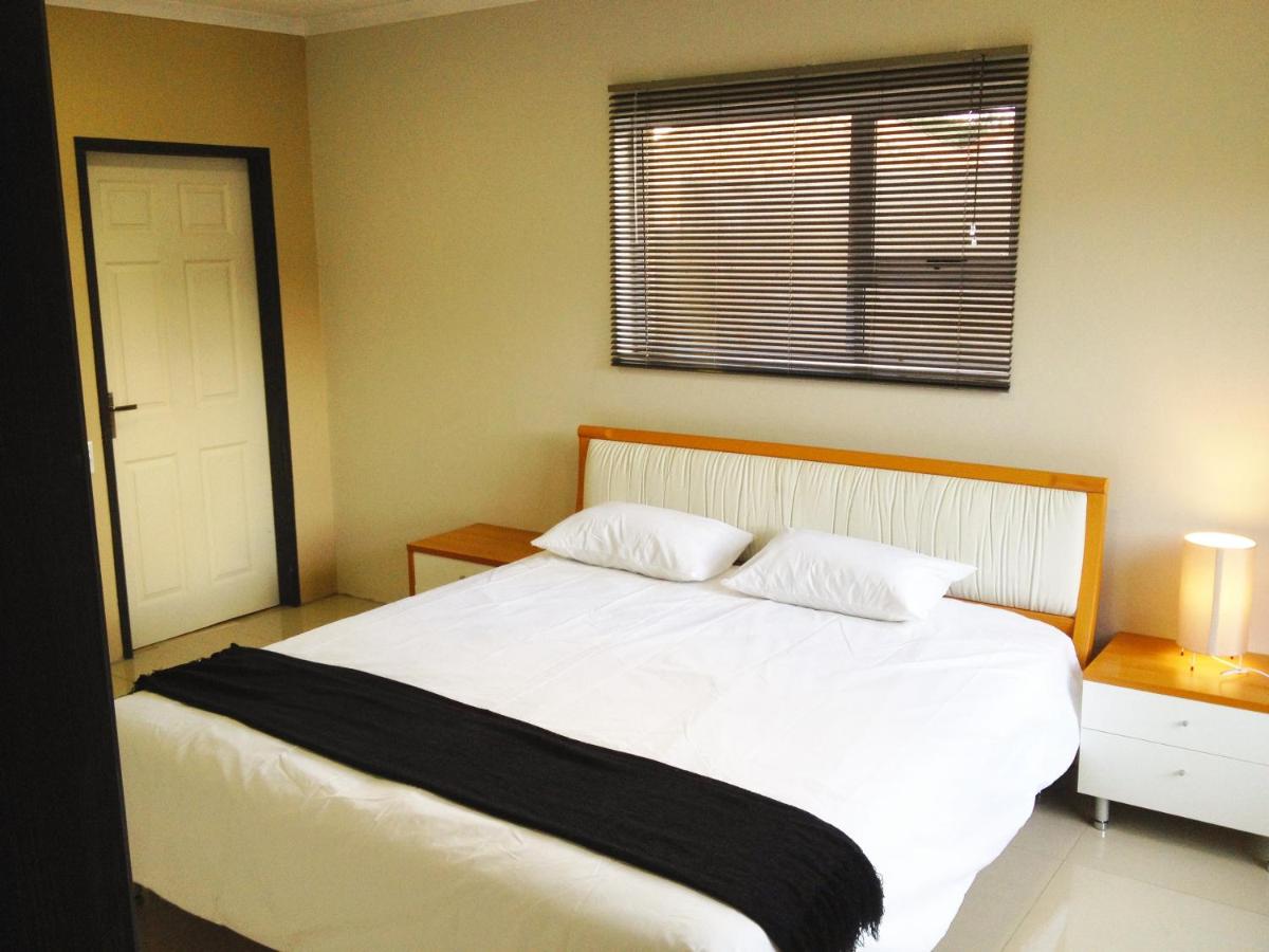 B&B Kempton Park - AfrikaWisa at O.R. Tambo International Airport - Bed and Breakfast Kempton Park