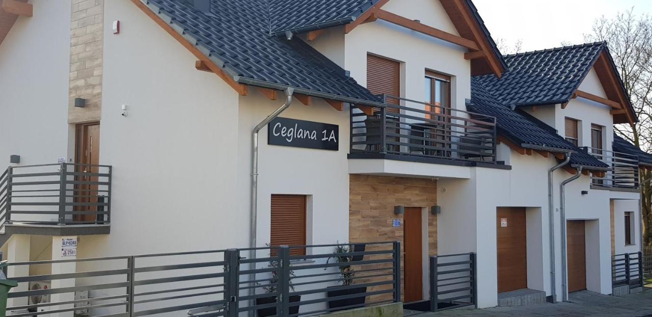 Spa Love Apartament Sauna Jacuzzi ROMANTYCZNY APARTAMENT DLA PARY Z PRYWATNYM SPA - Bed and Breakfast Zielona Góra