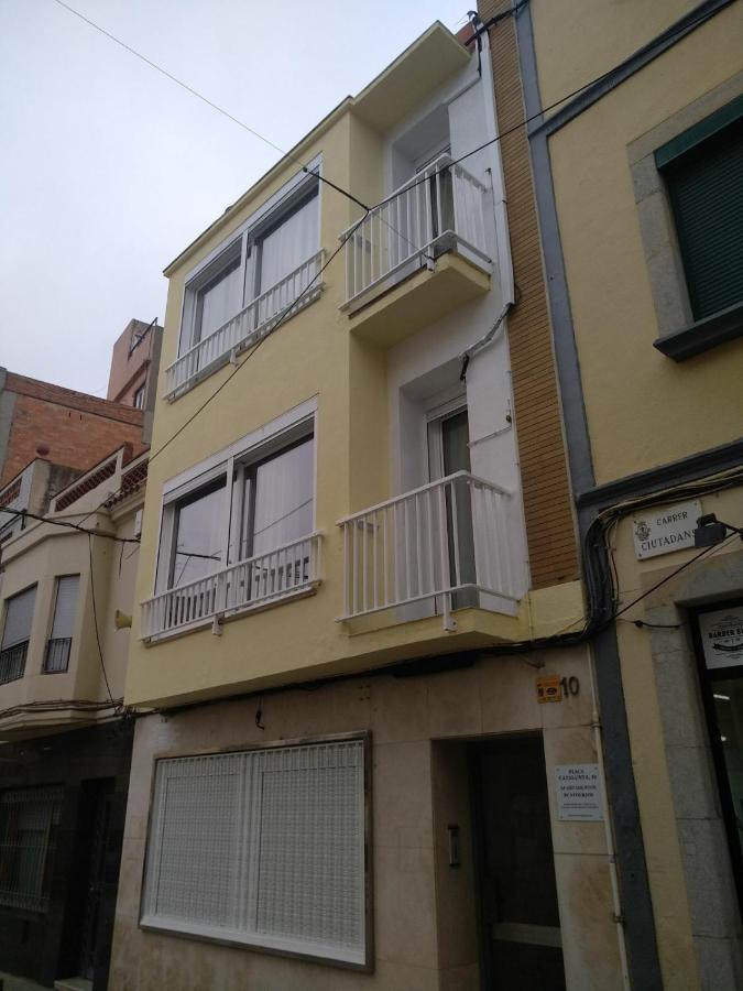 Deluxe Studio 2