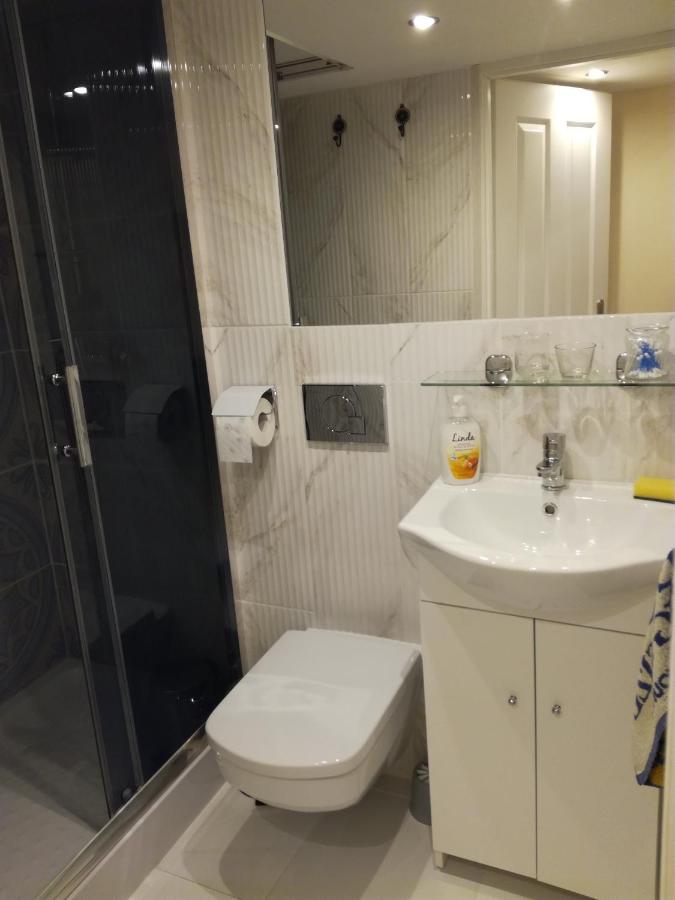 Triple Room with Bathroom
