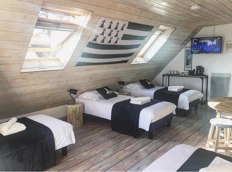 Dormitorio Misto con 6 Posti Letto