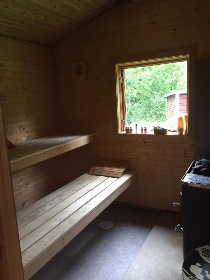 Holiday home with jacuzzi & sauna - B&B