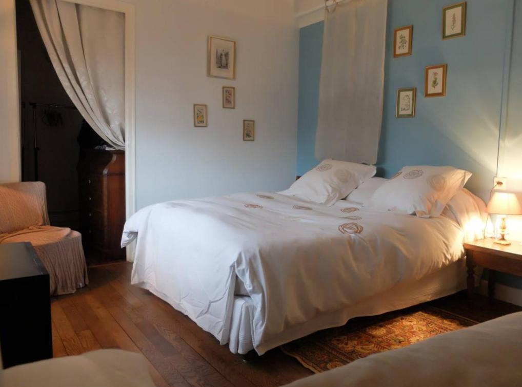 Double Room with Private External Bathroom