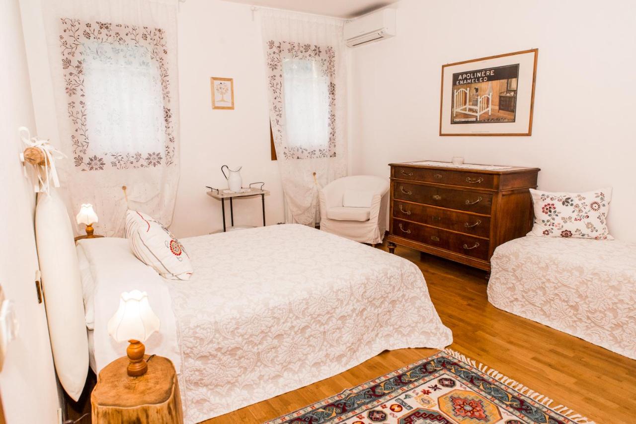 Triple Room with Bath