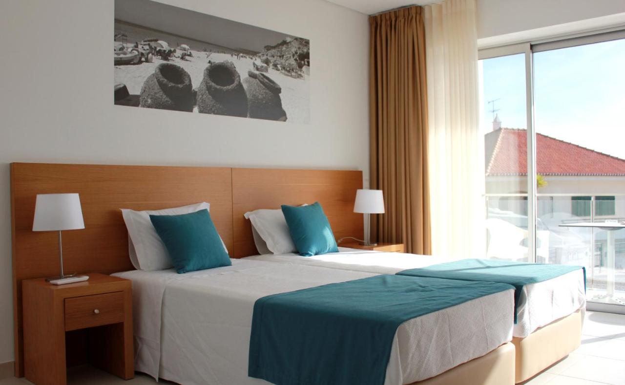 Standard Twin Room with Sea View