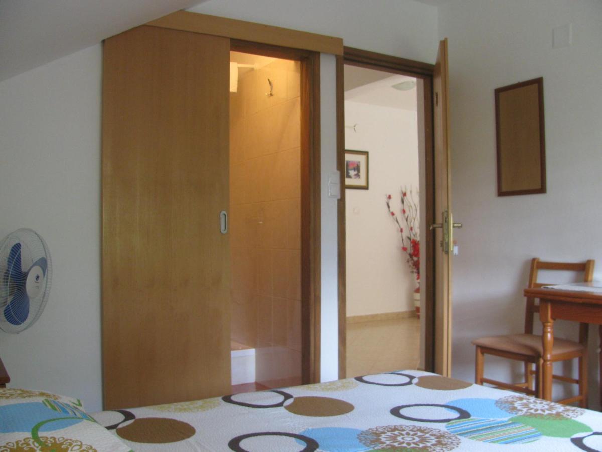 Zweibettzimmer