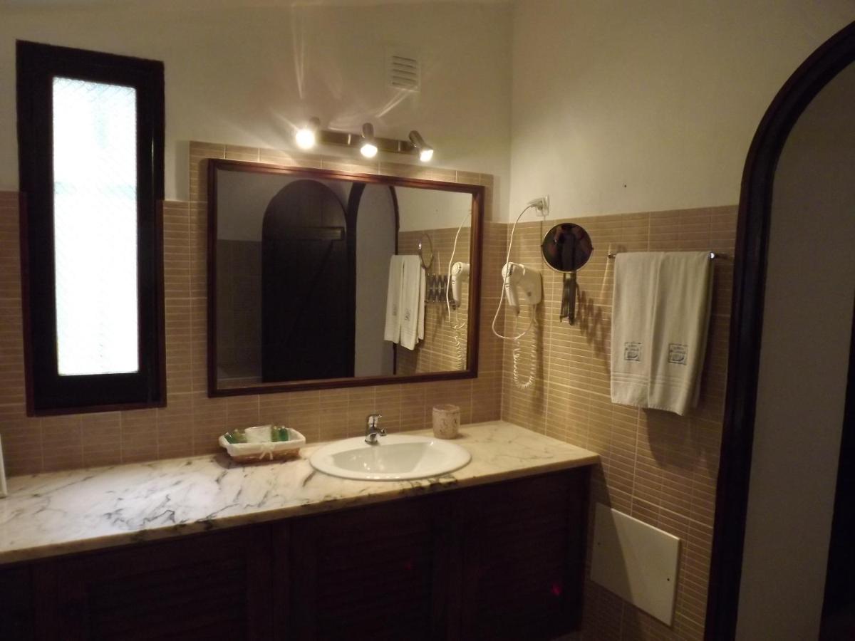 Two-Bedroom Apartment (4 Adults)