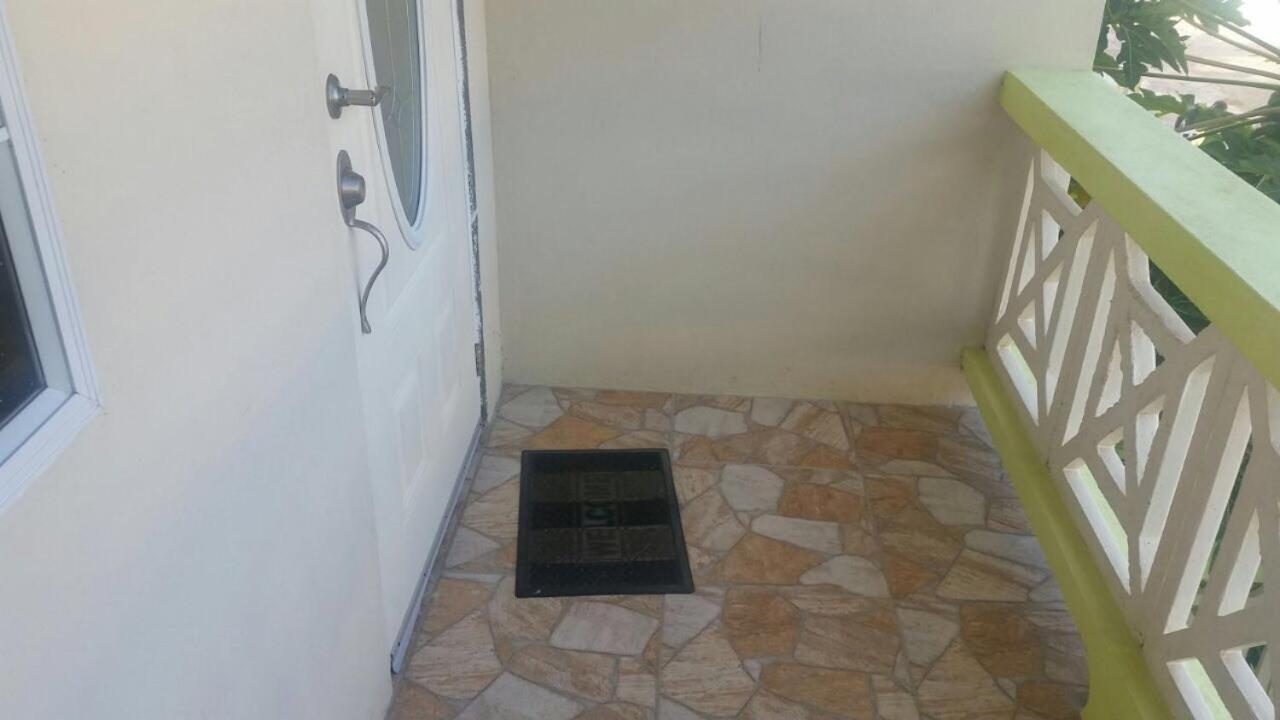 East Caribbean Lodging - B&B