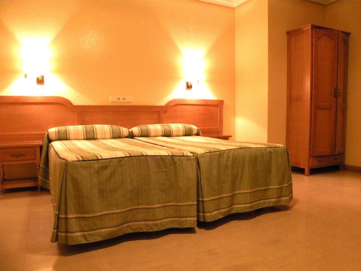 Dreibettzimmer