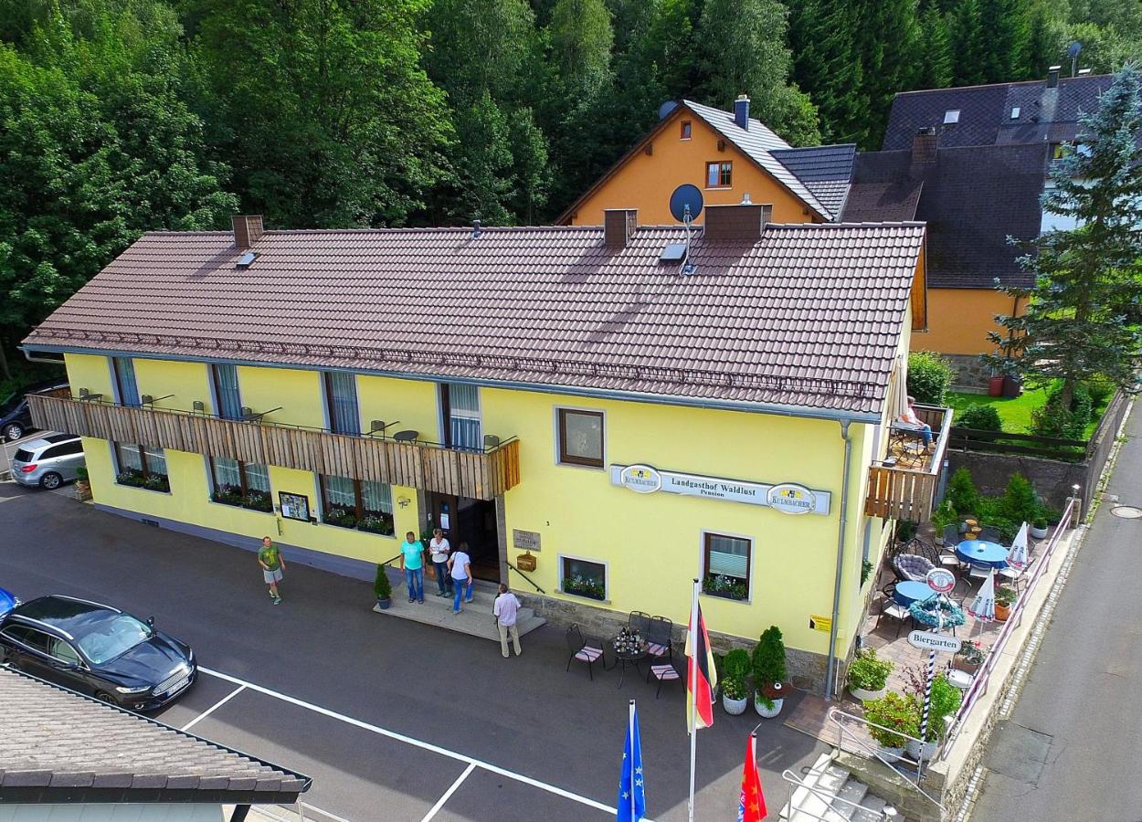 Landgasthof/Landhaus Waldlust - B&B Bischofsgrün