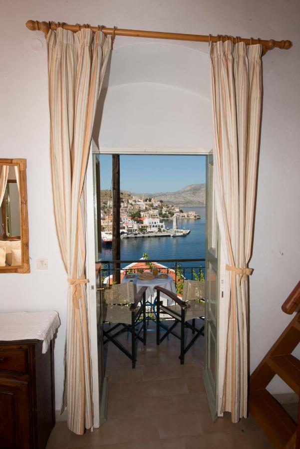 Kaitoula Apartment Up - Ferienwohnung Sými