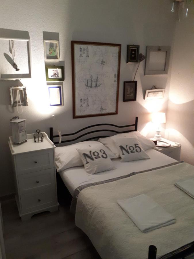 Doppelzimmer mit eigenem Bad und Gartenblick