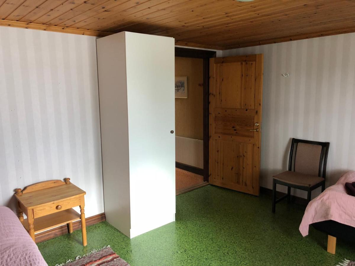 Standaard Tweepersoonskamer met 2 Aparte Bedden - Uitzicht op de Tuin