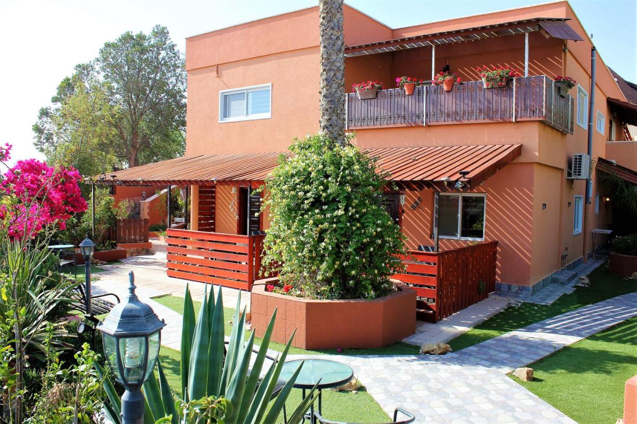 Dead Sea Sun Guest House - B&B