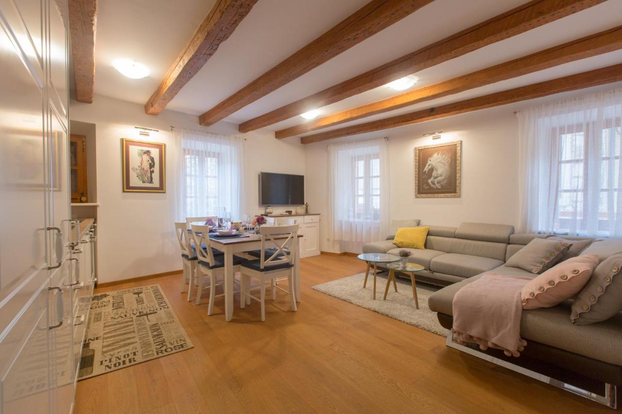 Apartment mit Terrasse und Meerblick