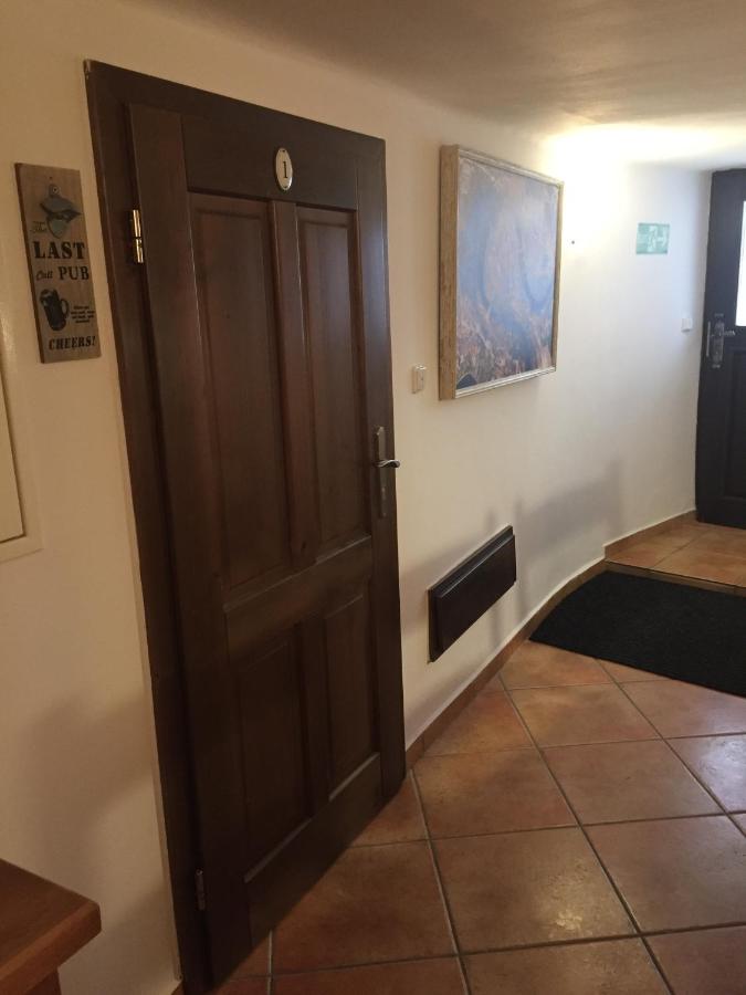 Economy Double Room 1