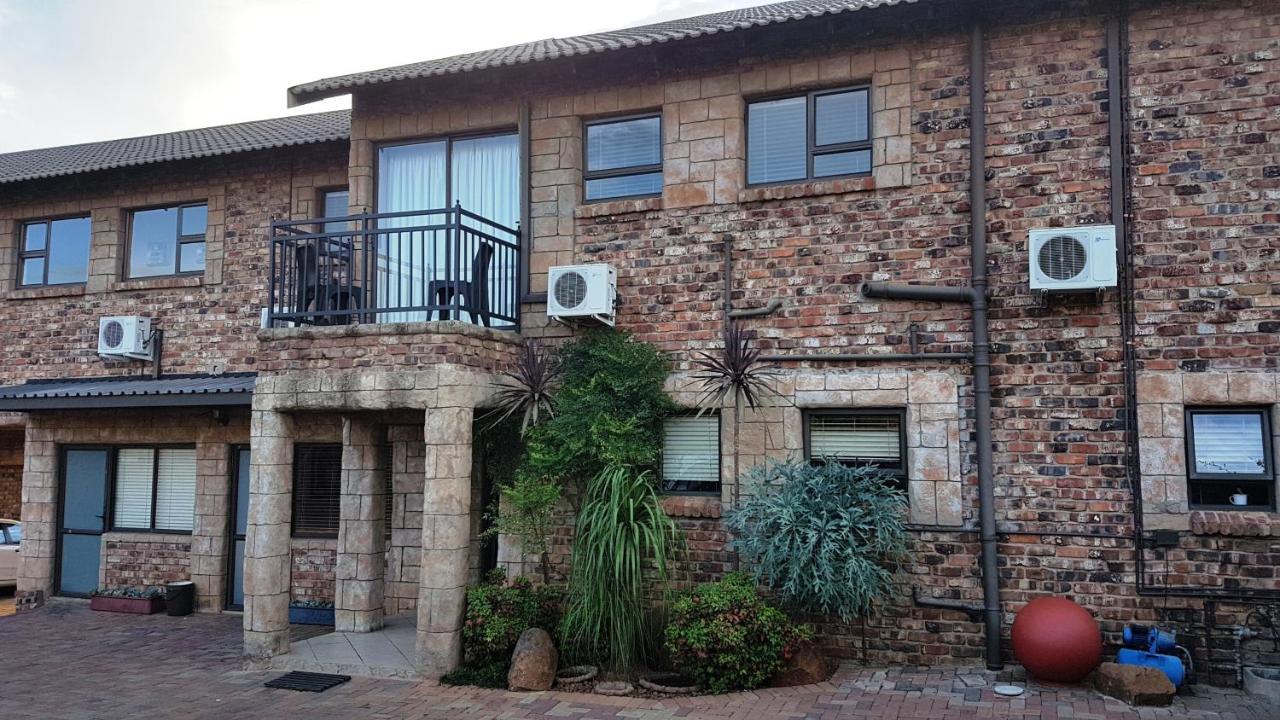 B&B Bloemfontein - Tsessebe Guesthouse - Bed and Breakfast Bloemfontein