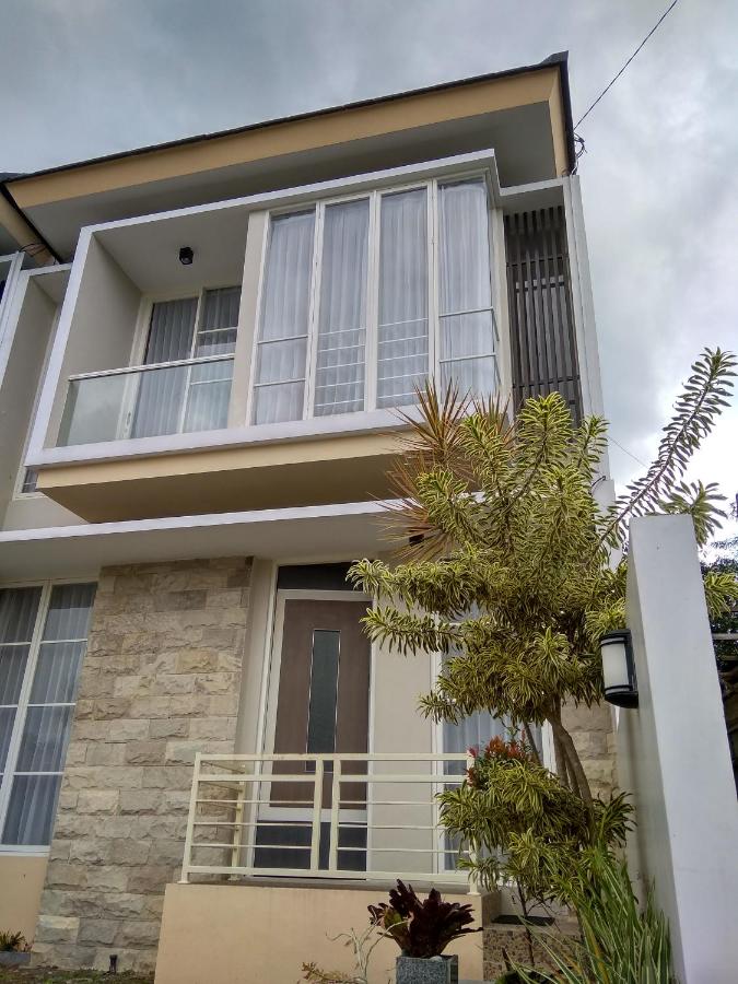 Standard Villa