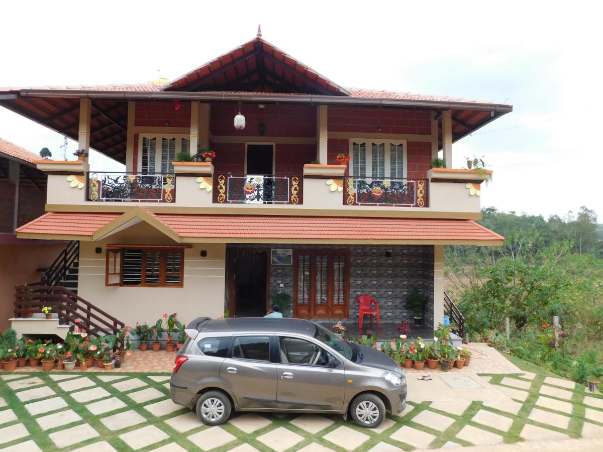 B&B Somvārpet - Cauvery Homestay - Bed and Breakfast Somvārpet