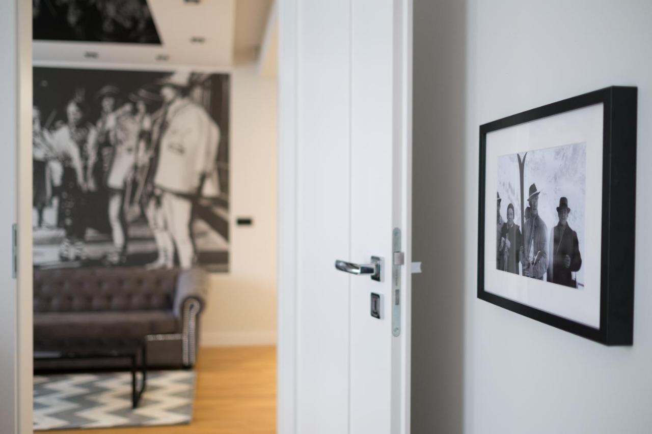 Deluxe Two-Bedroom Apartment I