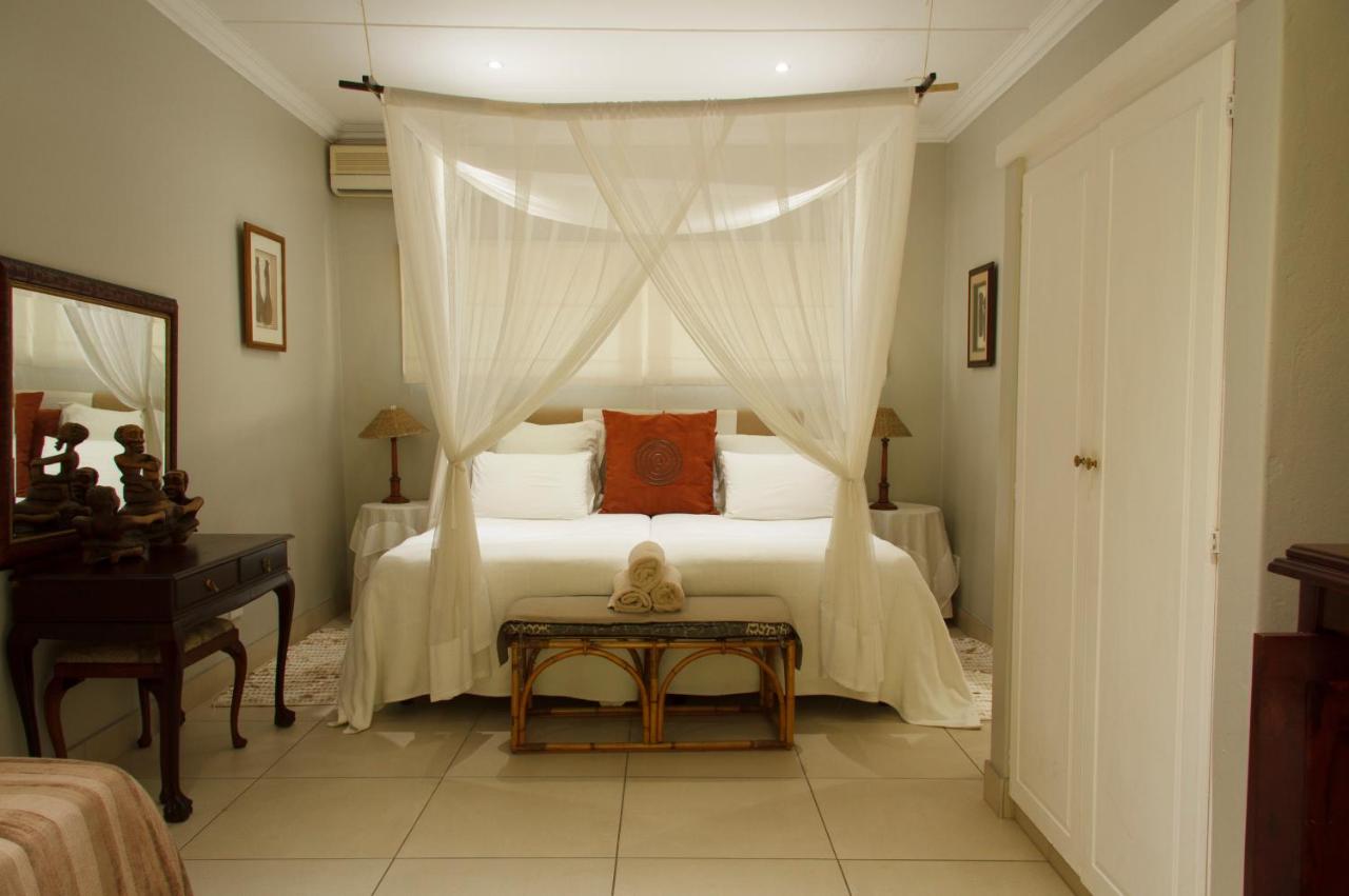 Luxury Triple Room with Patio