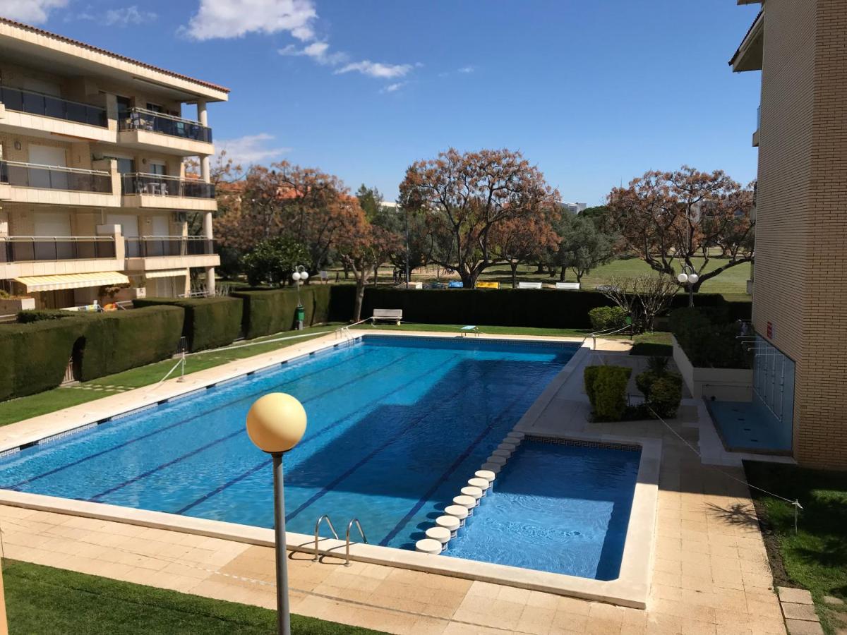 Apartamentos Llobregat - B&B Cambrils