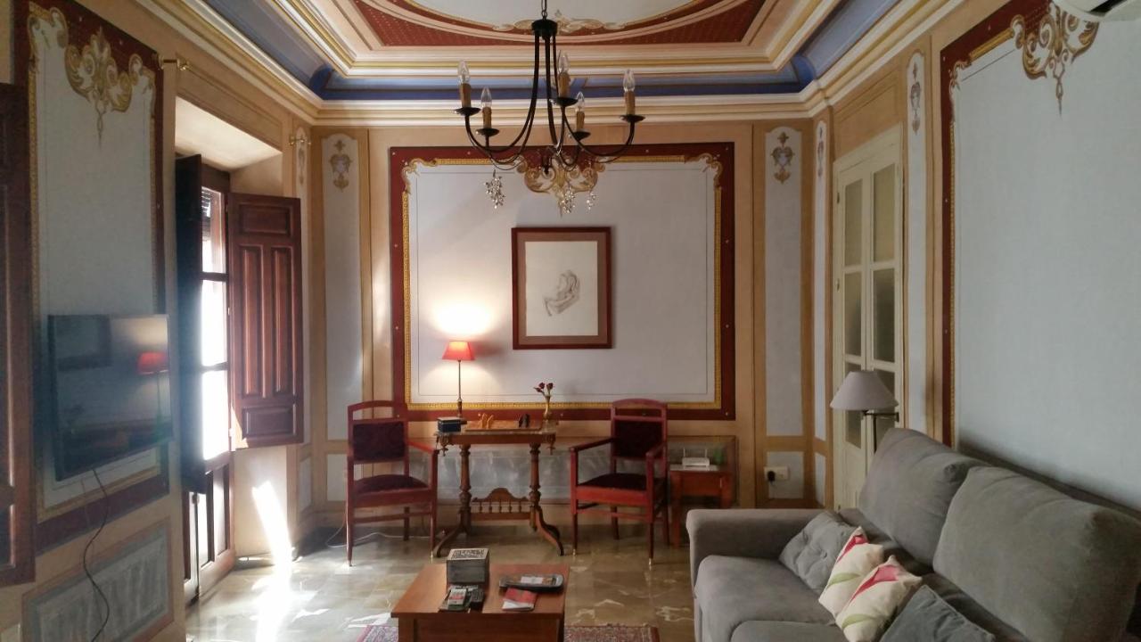 Patio San Jerónimo Casa de Arte - Bed and Breakfast Granada