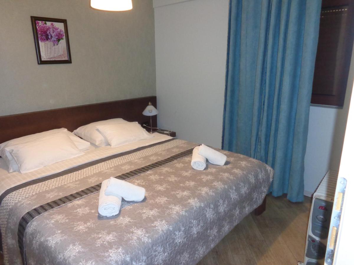 Superior One-Bedroom Apartment