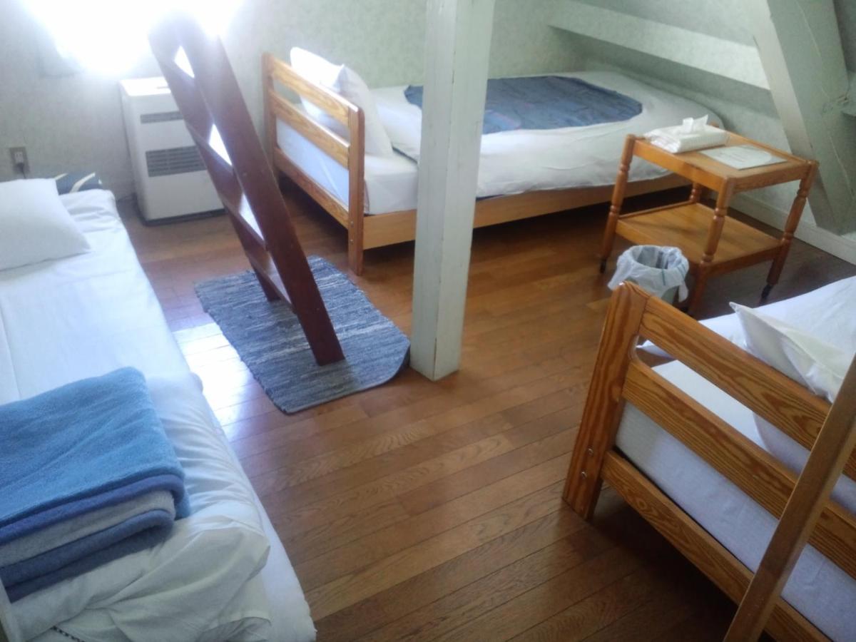 Triple Room with Shared Bathroom