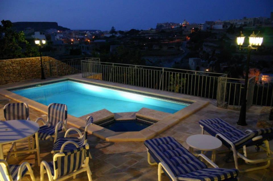 B&B Kerċem - Sylvia' s Millhouse - Bed and Breakfast Kerċem