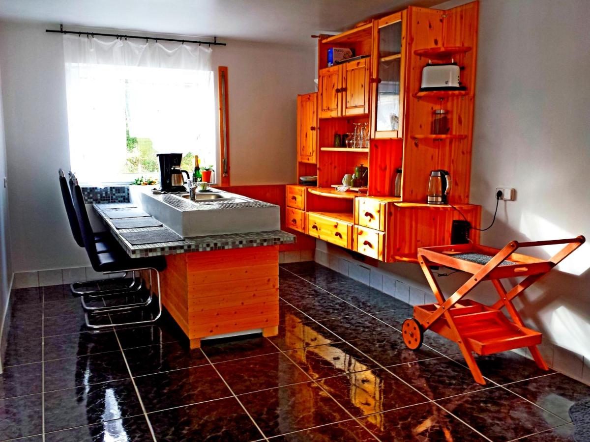 Ferienwohnungen nähe Badesee mit Bergblick - B&B Bergneustadt