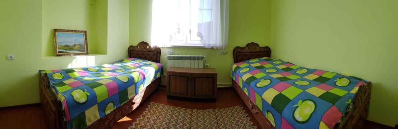 Standard Twin Room with Garden View