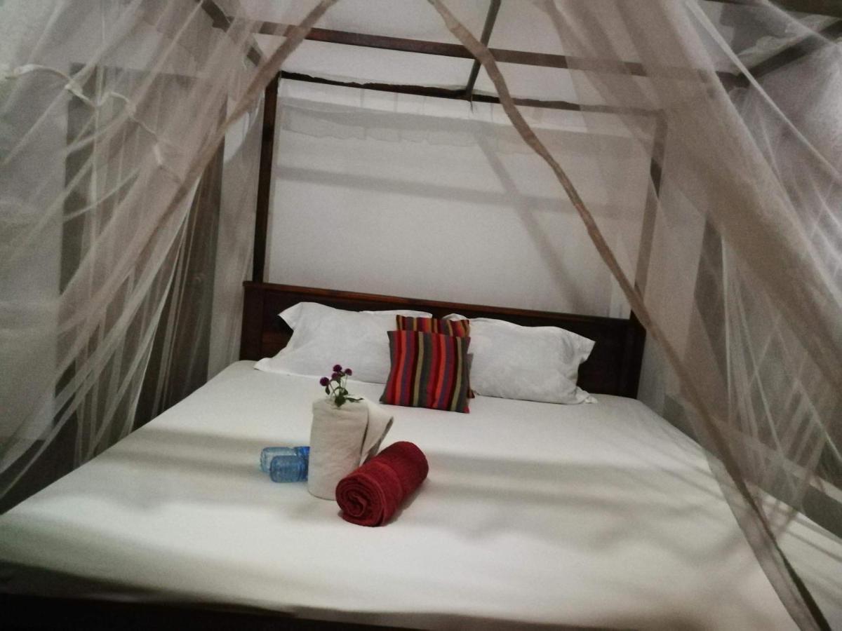 B&B Tangalle - Canoe Beach House & Spa - Bed and Breakfast Tangalle