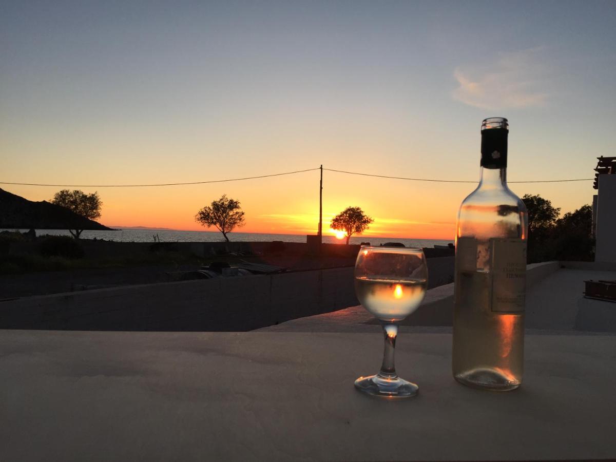 Patmos Sunshine Houses - Just a 5-Minute Walk from Skala Square and the Port - B&B Pátmos