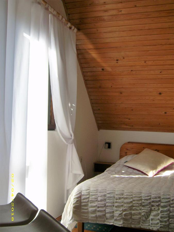 Doppelzimmer mit Balkon