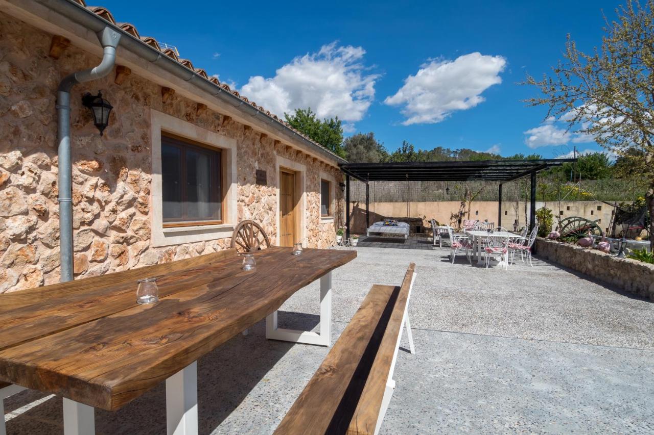 Country house Samantha & pool near Santa Maria - Chambres d’hôtes