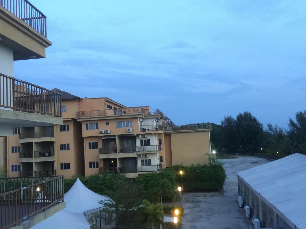 Bestari Homestay @ Gold Coast Morib - Chambres d’hôtes