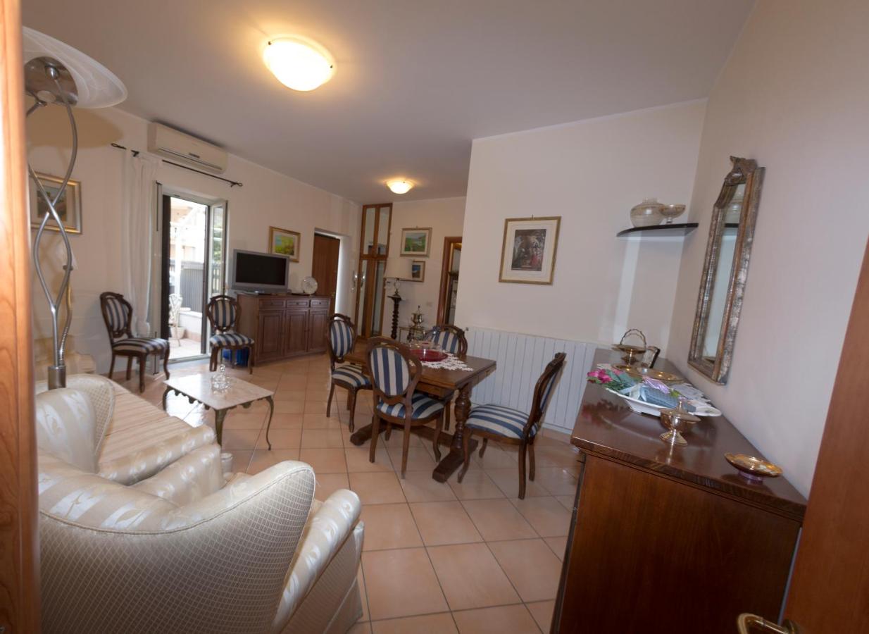 B&B Formia - Pompei Deluxe Apartment Formia - Bed and Breakfast Formia