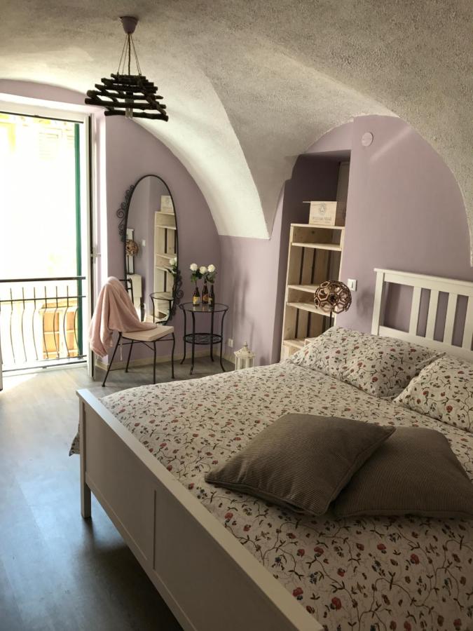 B&B Pigna - La Paramira - Bed and Breakfast Pigna