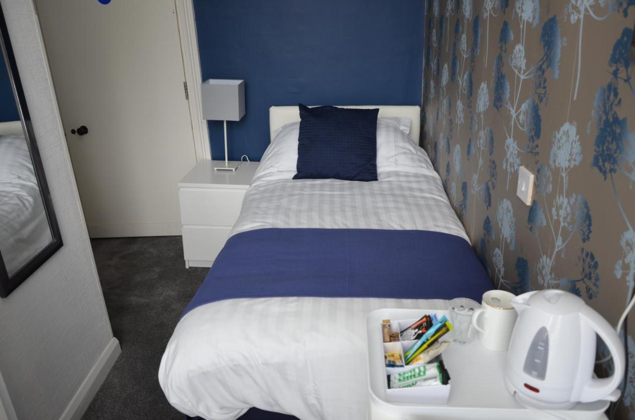 Habitación Individual con baño privado