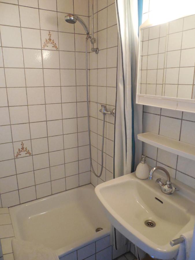 Ruime Eenpersoonskamer.