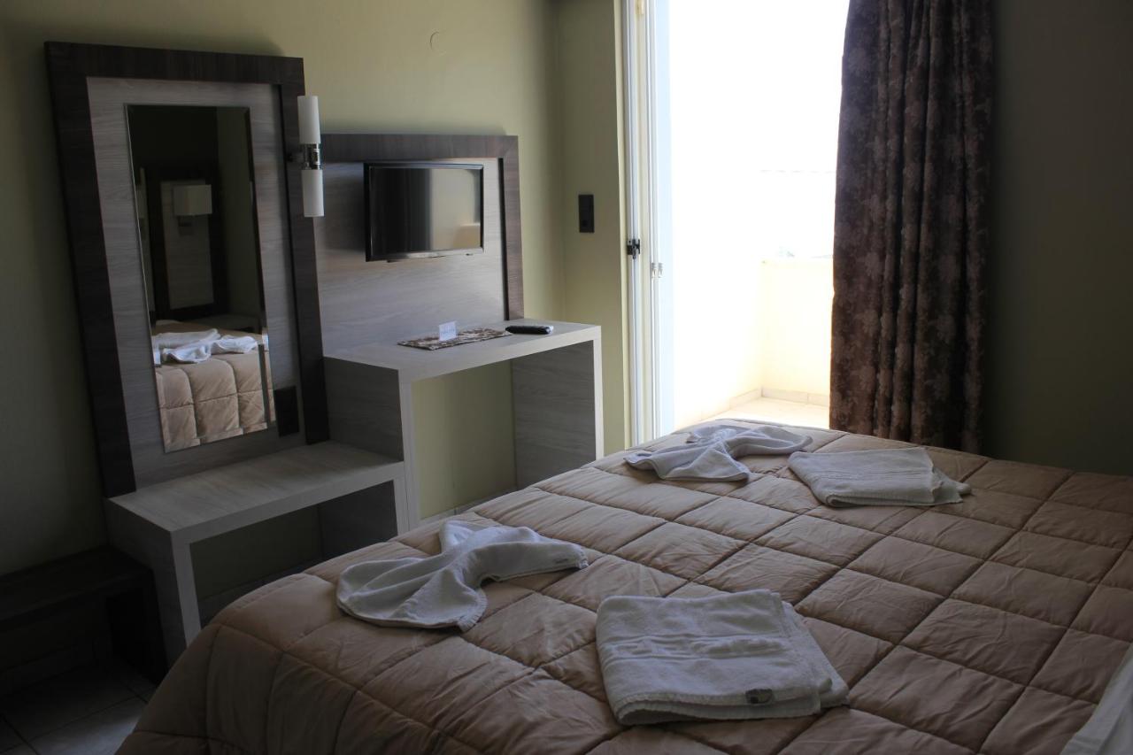 Tweepersoonskamer met 1 of 2 Bedden en Uitzicht op Zee
