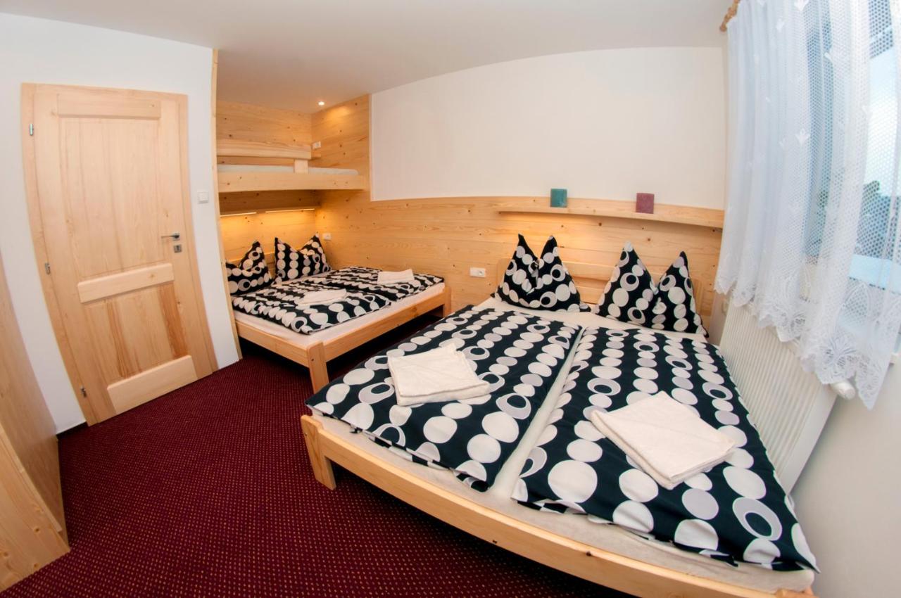 Camera Quadrupla con Bagno Privato 