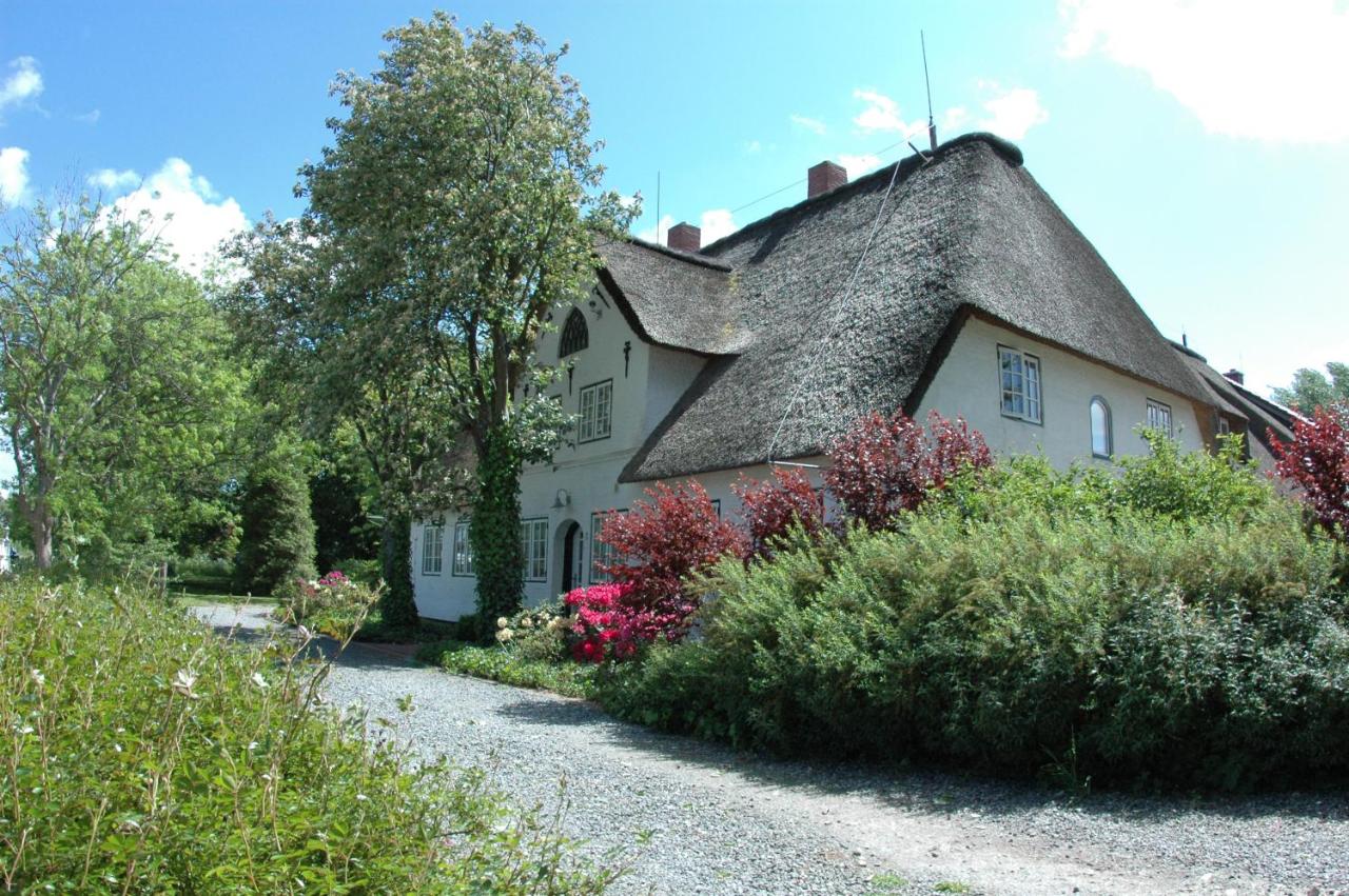 B&B Tating - Hof Luisengrund - Bed and Breakfast Tating