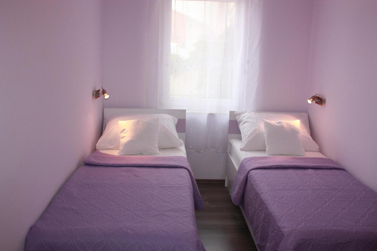 Apartment mit 2 Schlafzimmern und Schlafsofa